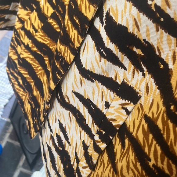 DOLCE & GABBANA Tiger Striped Jacket - Picture 4 of 16